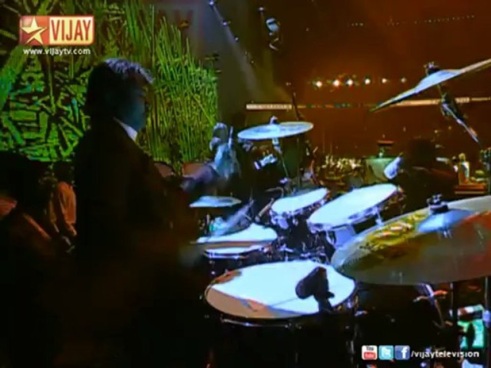 Valli Valli Ena Vandhaan in Engeyum Eppothum Raaja