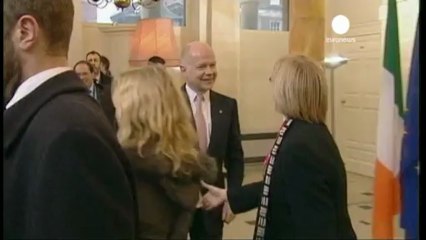 La UE se resiste a la presión franco-británica para...