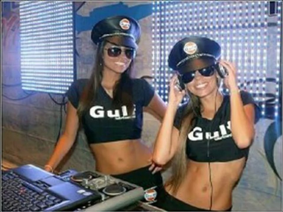 ATTENTION LES YEUX . .. AMES SENSIBLE ATTENTION