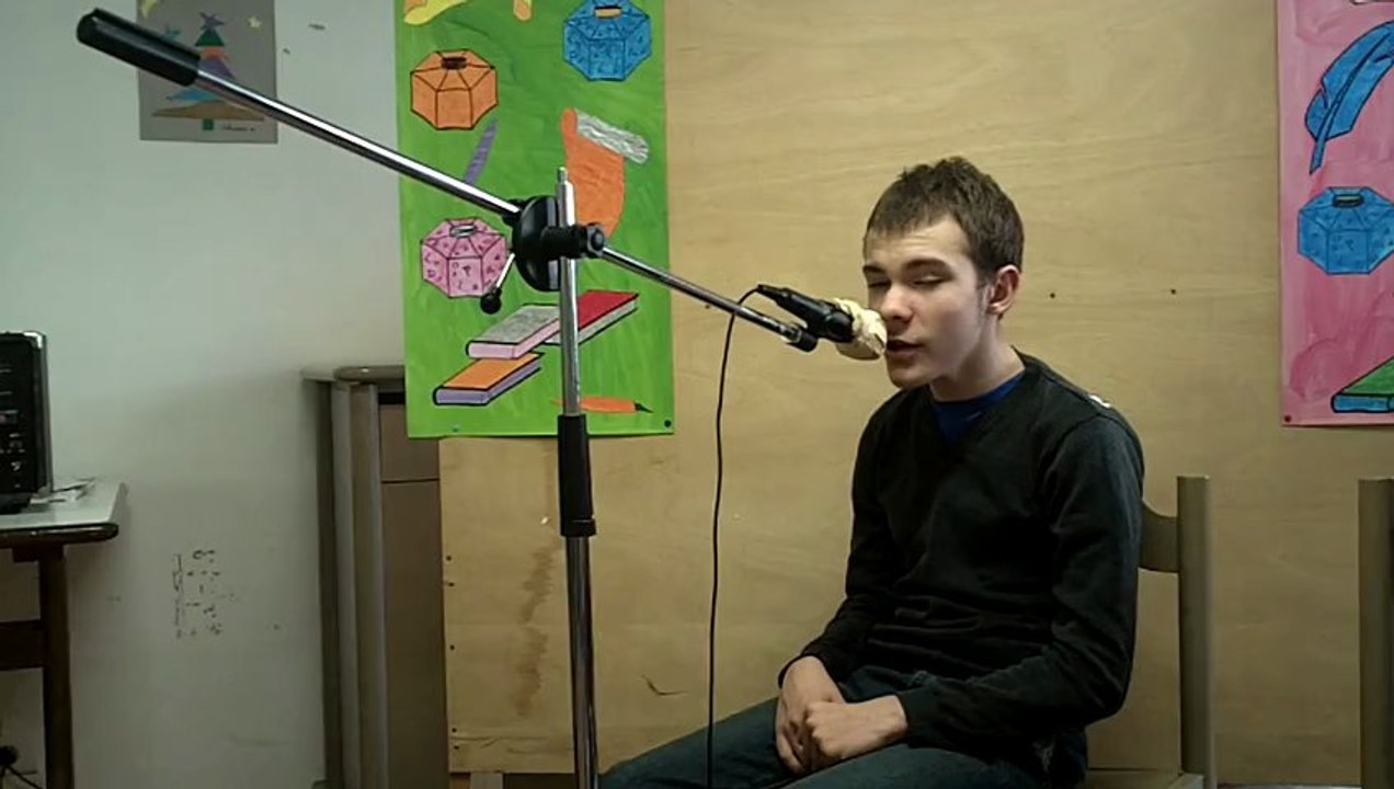 Guillaume récite "le bonhomme de neige"