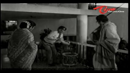 Hilarious Scene Between Allu Ramalingaiah - Kaikala Satyanarayana