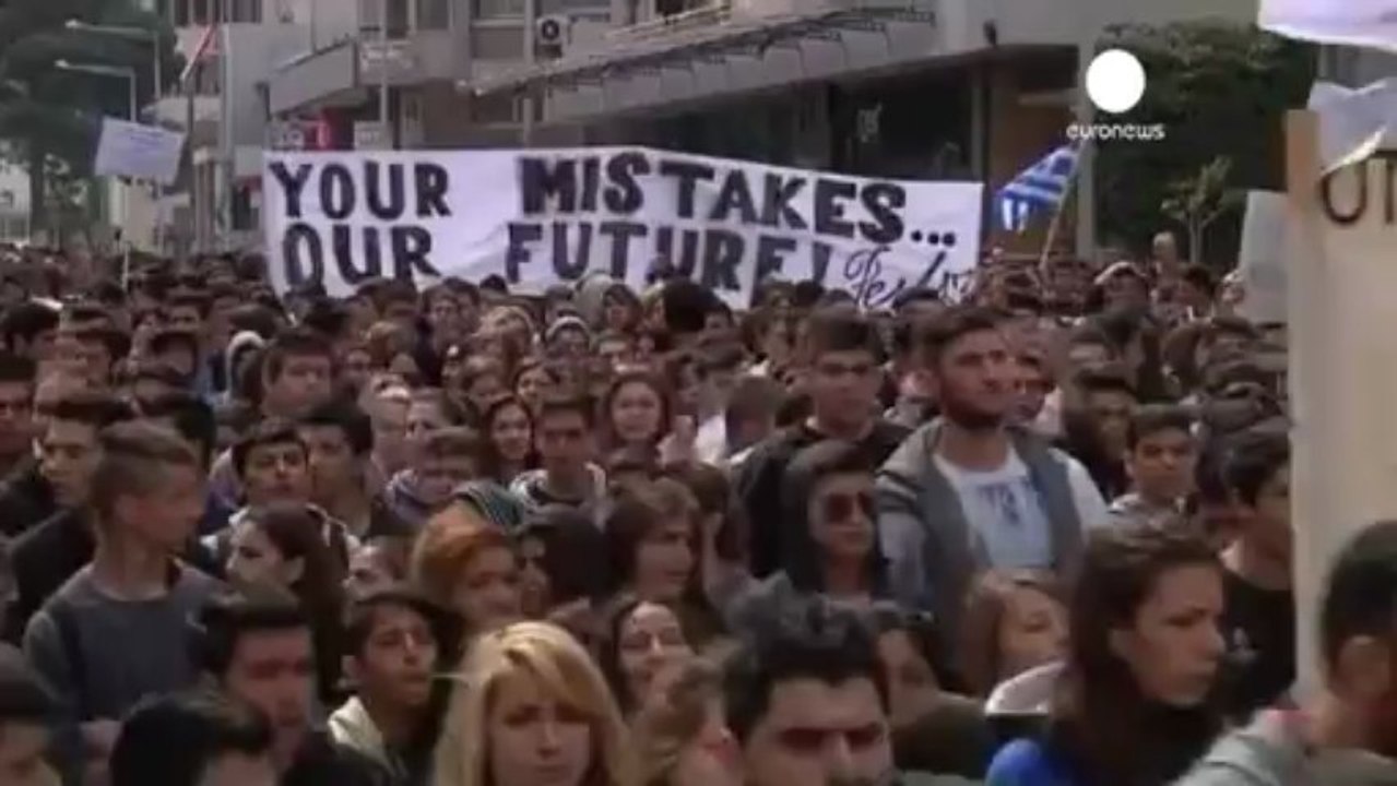 'Troika Go Home': angry students protest Cyprus bailout