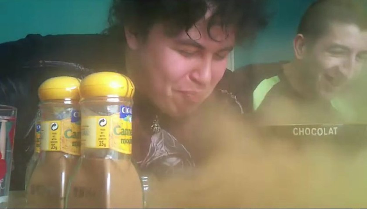 cinnamon challenge rocky et nivek