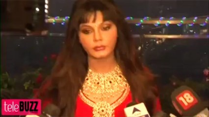 Rakhi Sawant CAUGHT WITHOUT PANTY!!