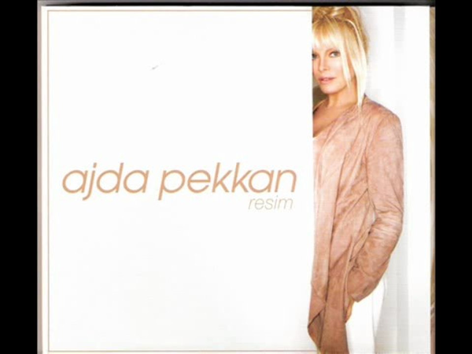 seslirengarenk.com Ajda Pekkan Resim