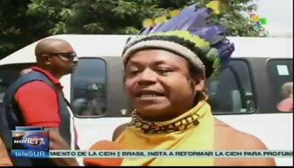 Policía de Río de Janeiro desaloja violentamente a indígenas