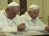 Raw: Pope Francis meets with former Pope
