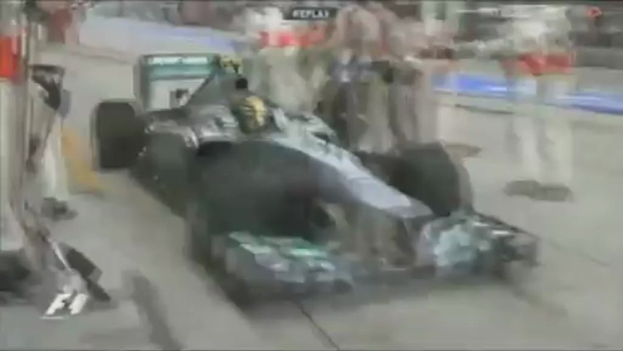 Ο Λιούις Χάμιλτον σταματάει στα πιτ της... McLaren!