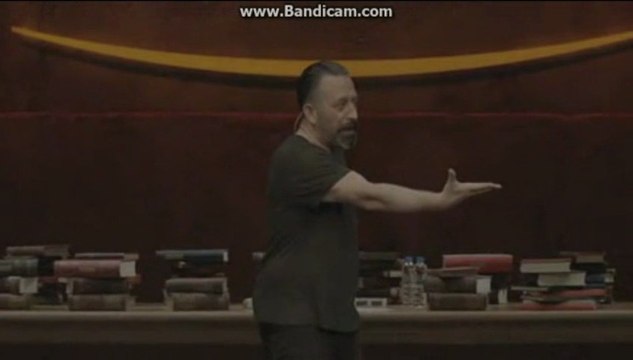 Cem Yılmaz- Erkeklerin Kızlara Mesaj Atması