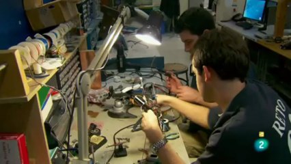 Guerra por control remoto