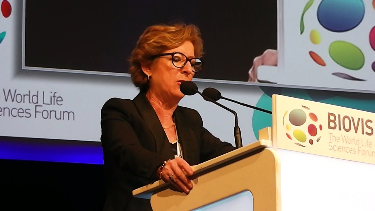 Geneviève Fioraso: les Français doivent avoir m...