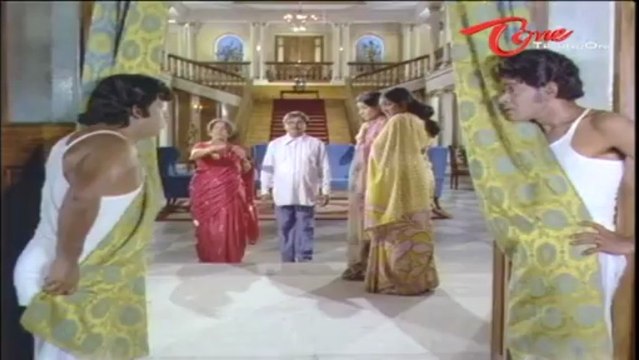 Hilarious Scene Between Shoban Babu - Raja Babu