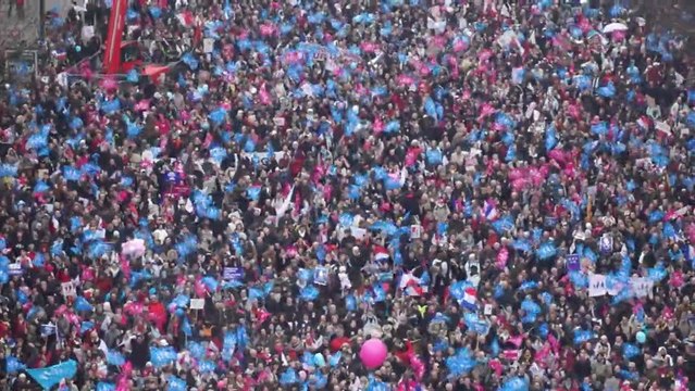 Bleu ! Blanc ! Rose !