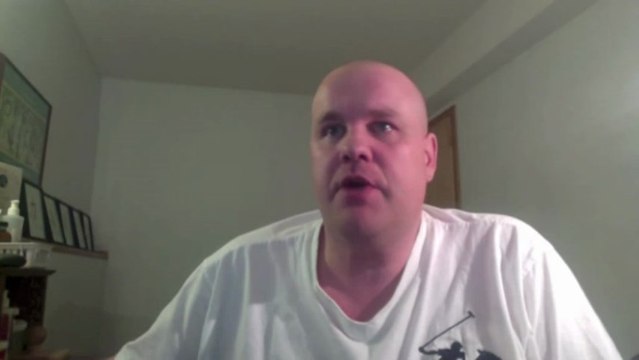 Knuckles and hand are swollen after giving massages