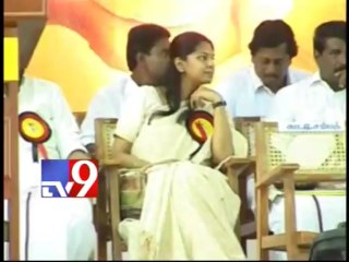 Differences rise in DMK as party withdraws suuprt to UPA
