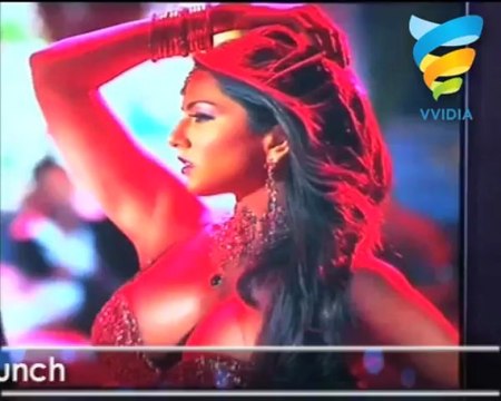 Sunny Leone dazzles at shootout at Wadala music launch