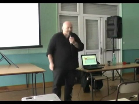 Les 4-14 ans passent plus de temps devant la télé qu'en classe