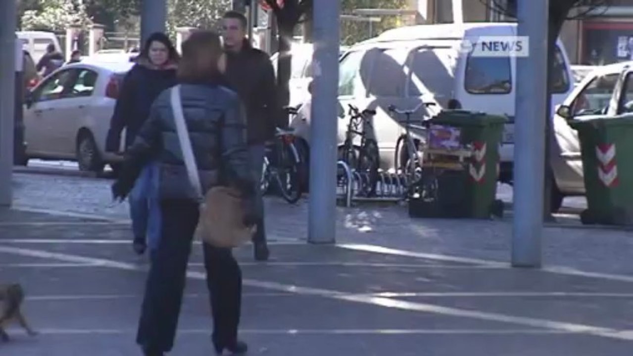 DONNE TRA CRISI E VIOLENZA