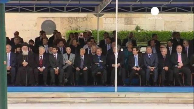 Greeks look nervously at Cyprus