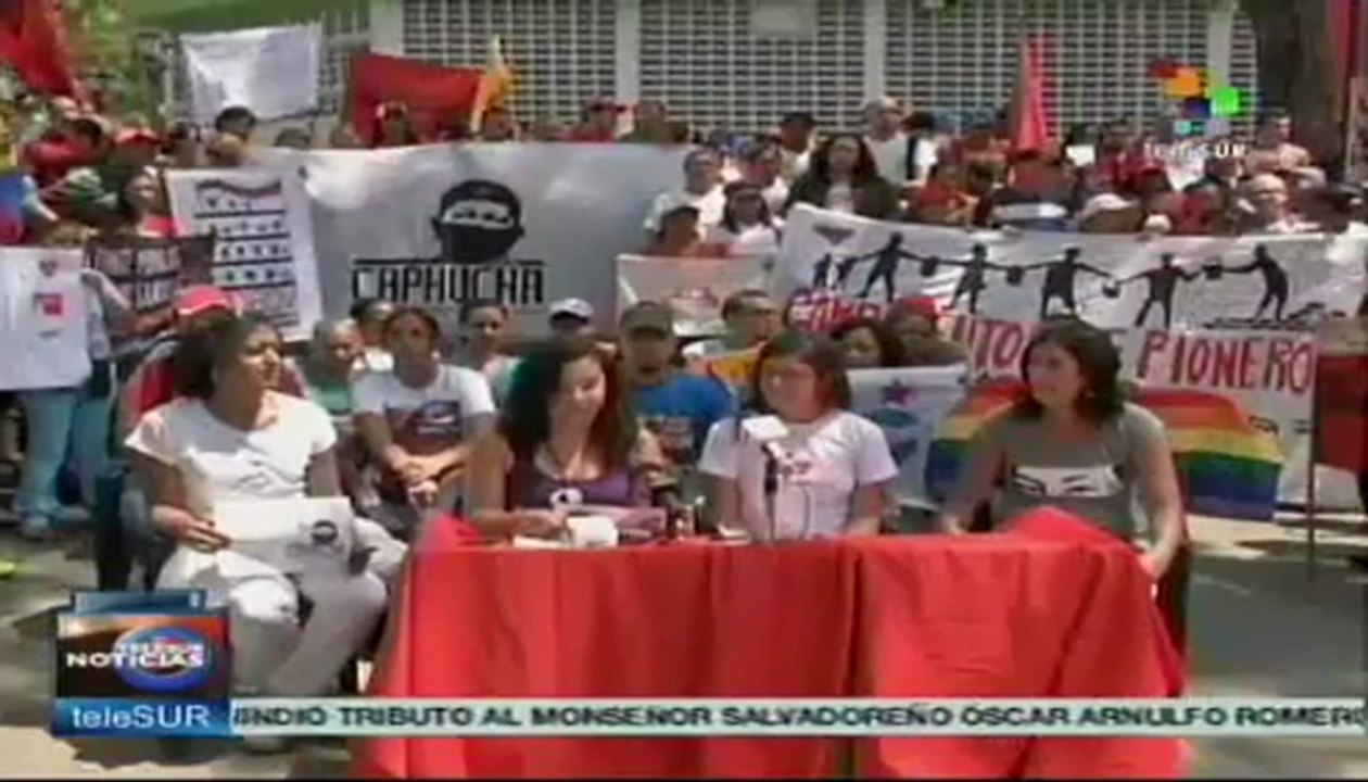 Mujeres dan forma y vida a la  Revolución Bolivariana