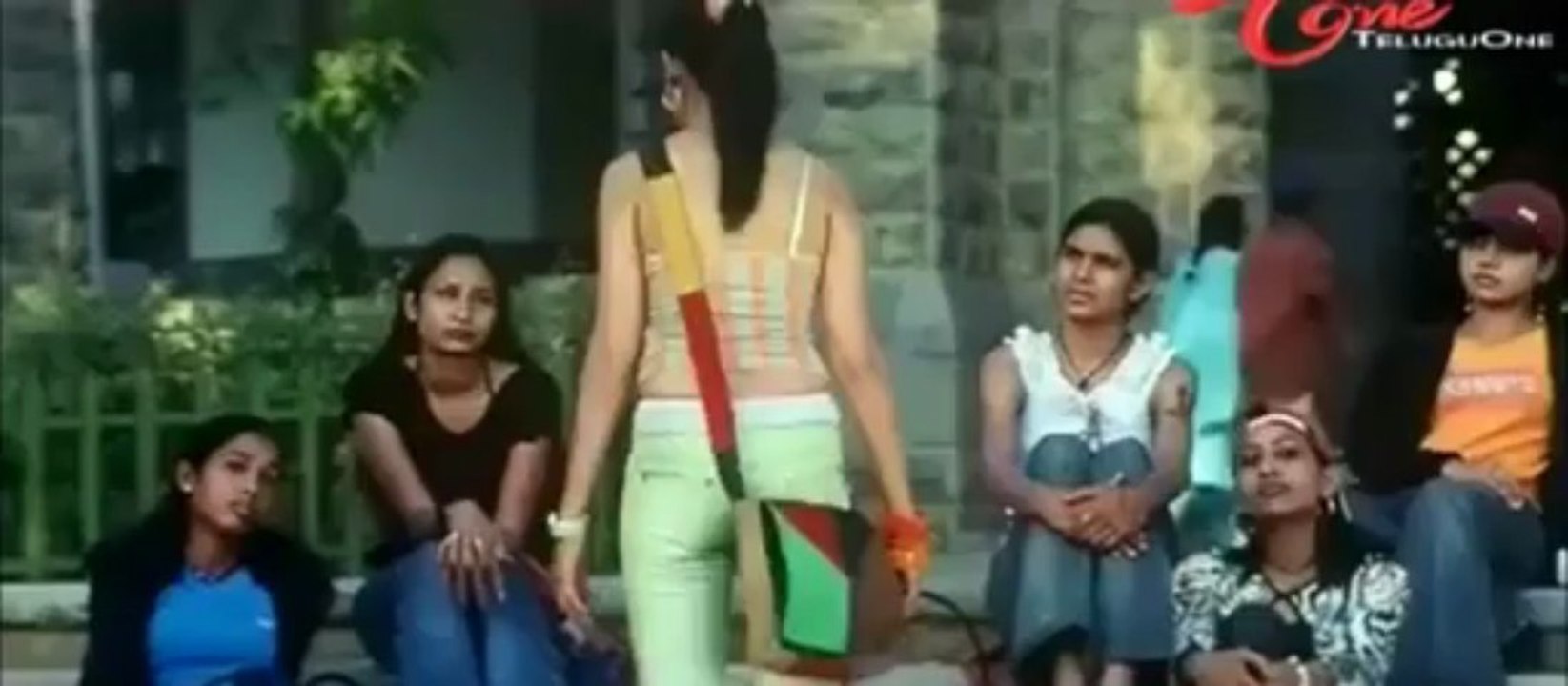 aar ya paar scene 4