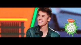 Kids Choice Awards 2013 Justin won Best Male Singer at Kids Choice Awards