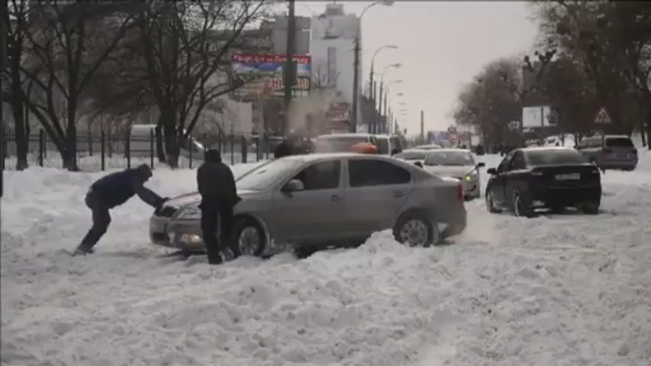 Die Ukraine versinkt im Schnee
