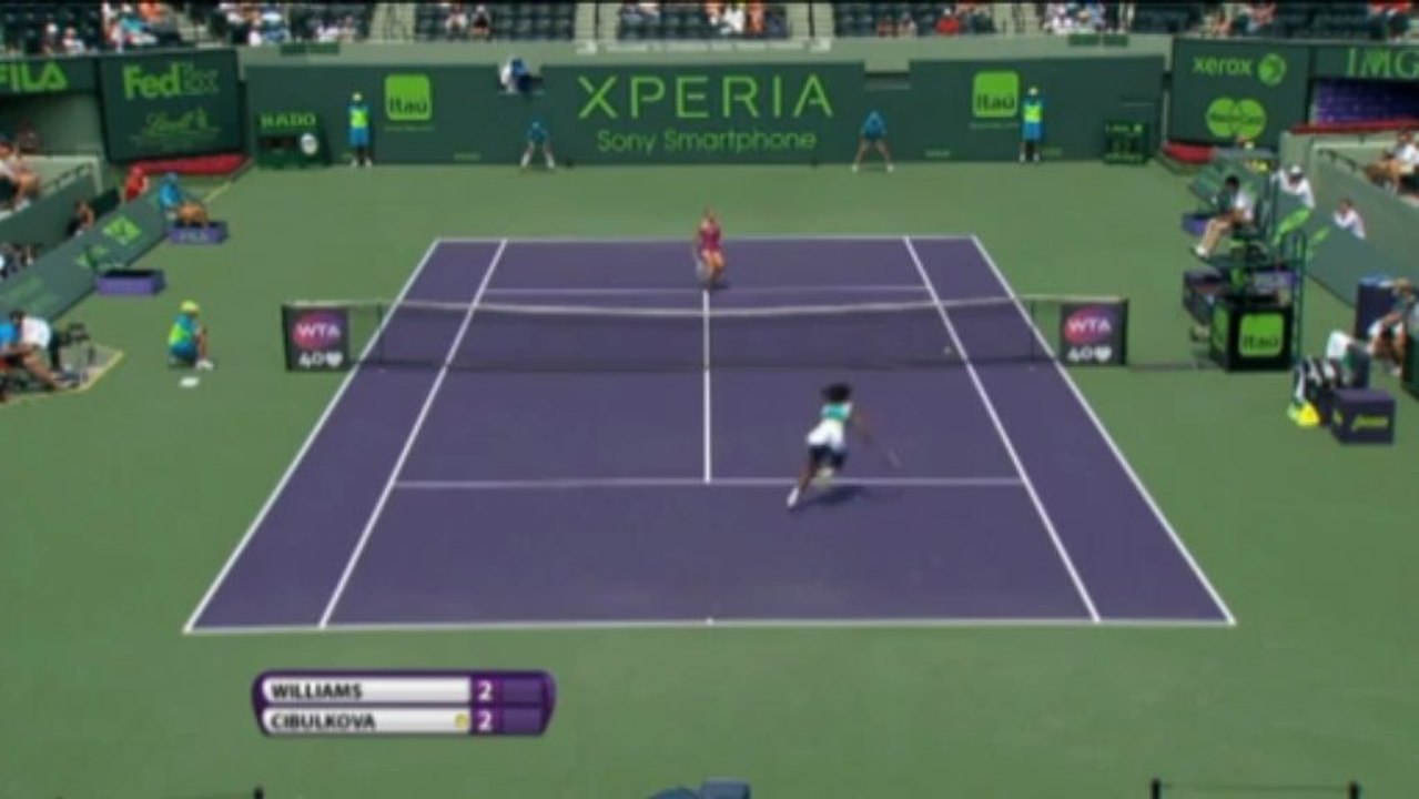 Miami: Serena Williams strauchelt, aber bleibt im Rennen