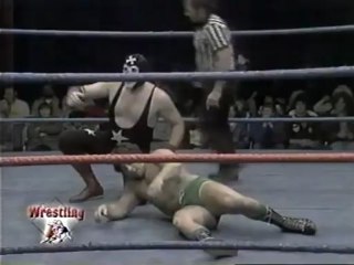 Super Destroyer Mark II vs. Dino Bravo AWA 1979
