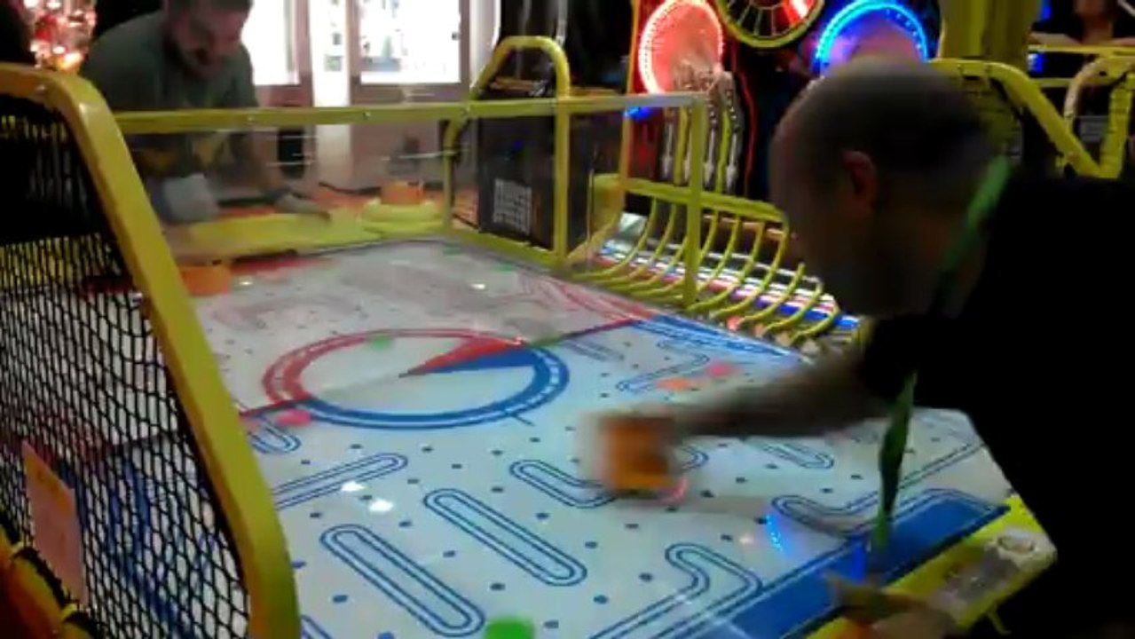 Pac-Man Smash Air Hockey by Namco - IAAPA 2012