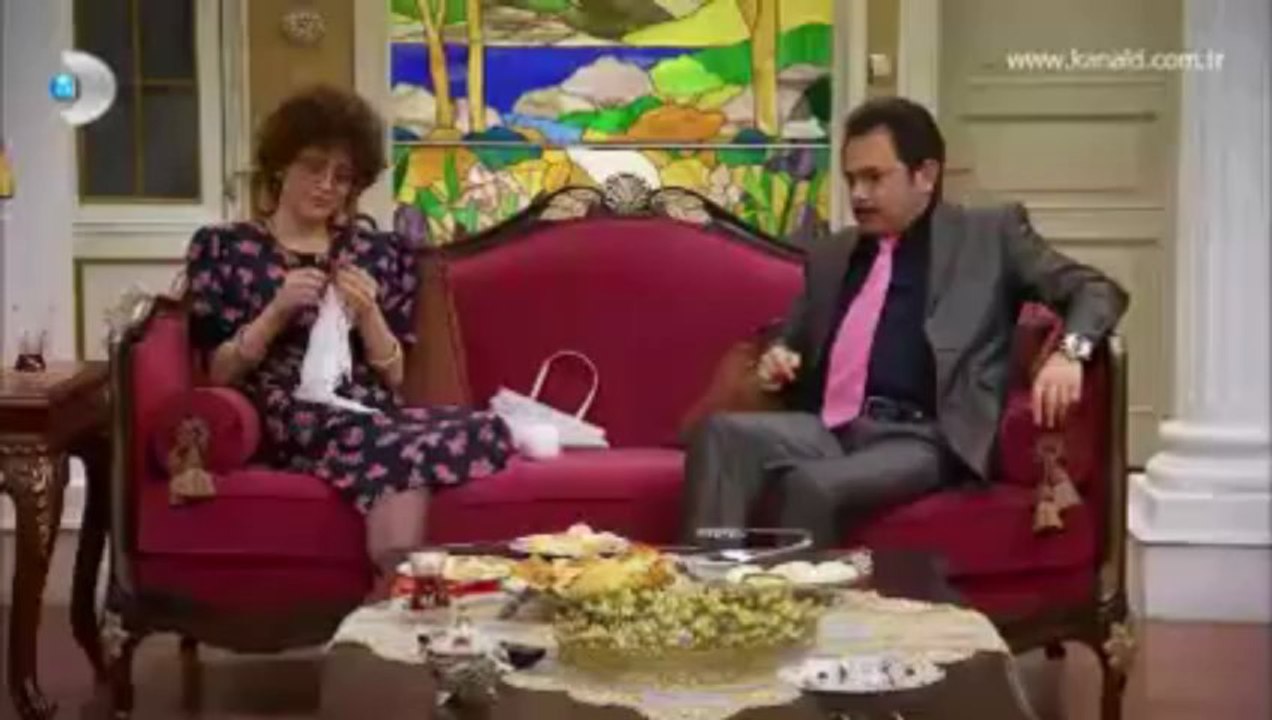 Vasfiye Teyze - Ne Çektin Be!