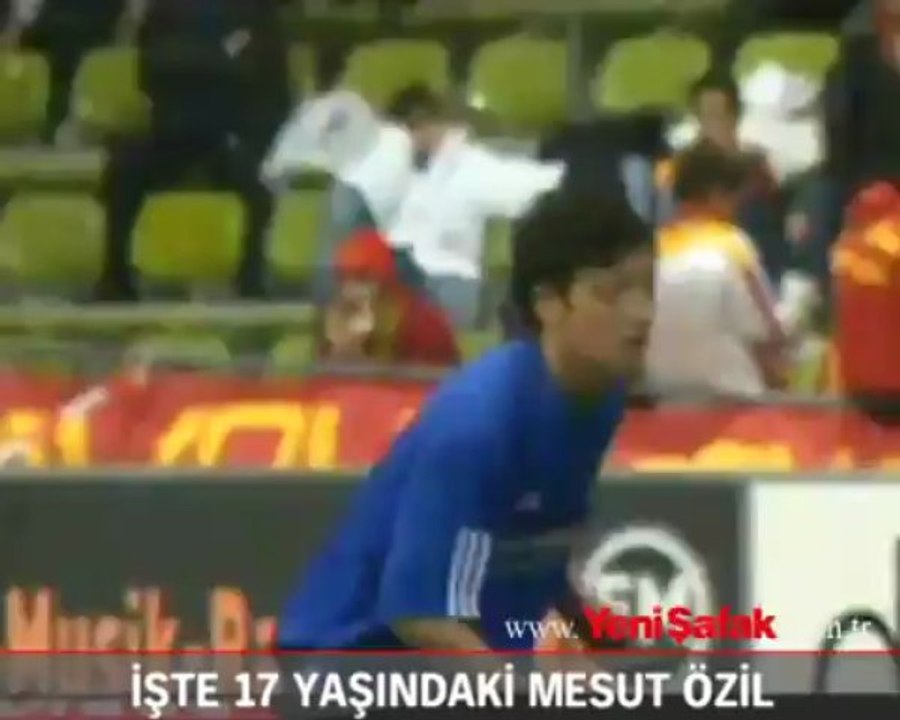 İşte 17 yaşındaki Mesut Özil