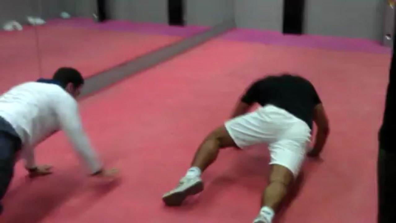 Spider Pushup Race