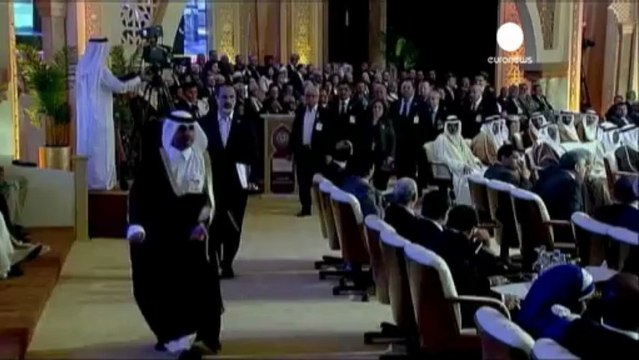 Siria: La Lega Araba autorizza gli Stati membri ad...