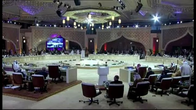 Liga Árabe proclama direito de armar rebeldes sírios