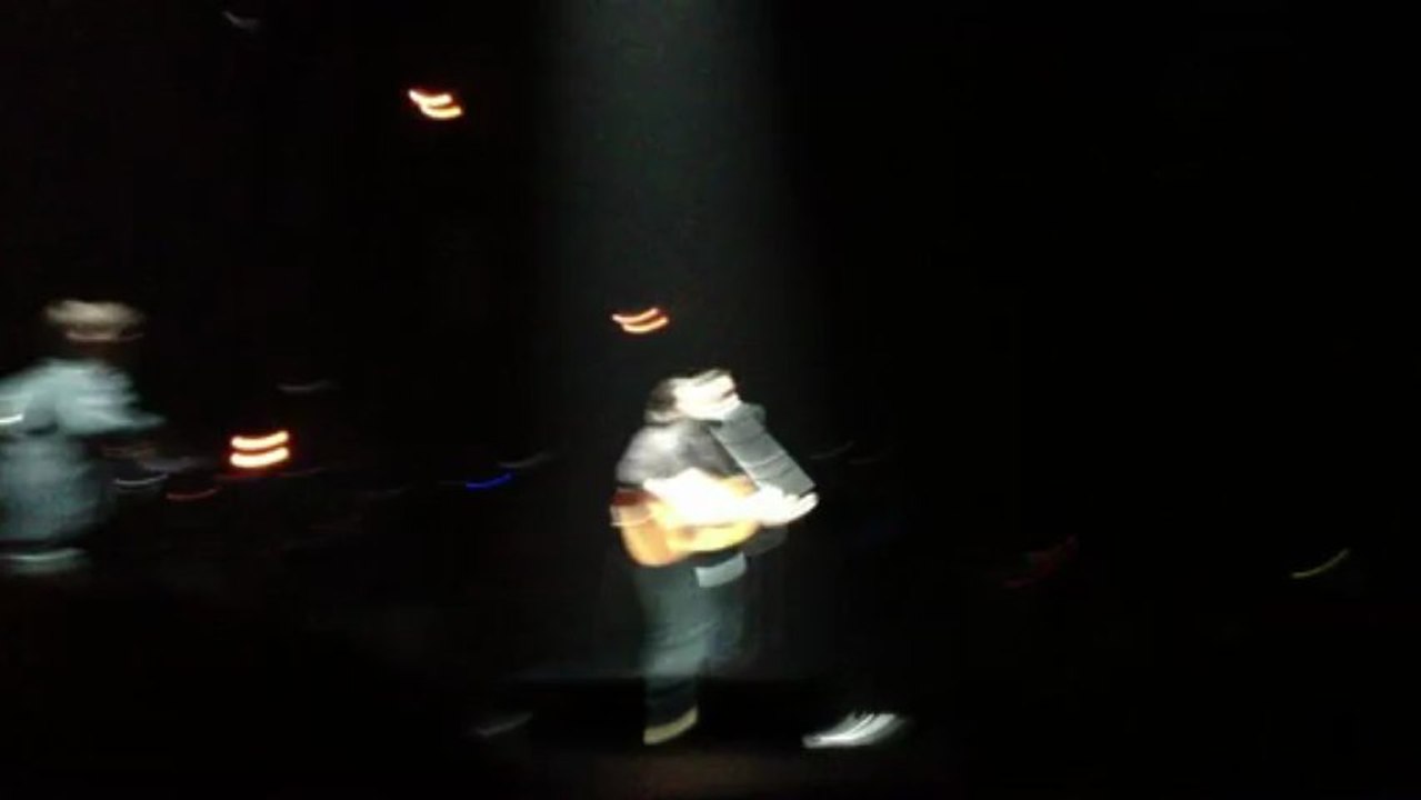 Saez Jeunesse lève toi Live @ Zénith de Nantes