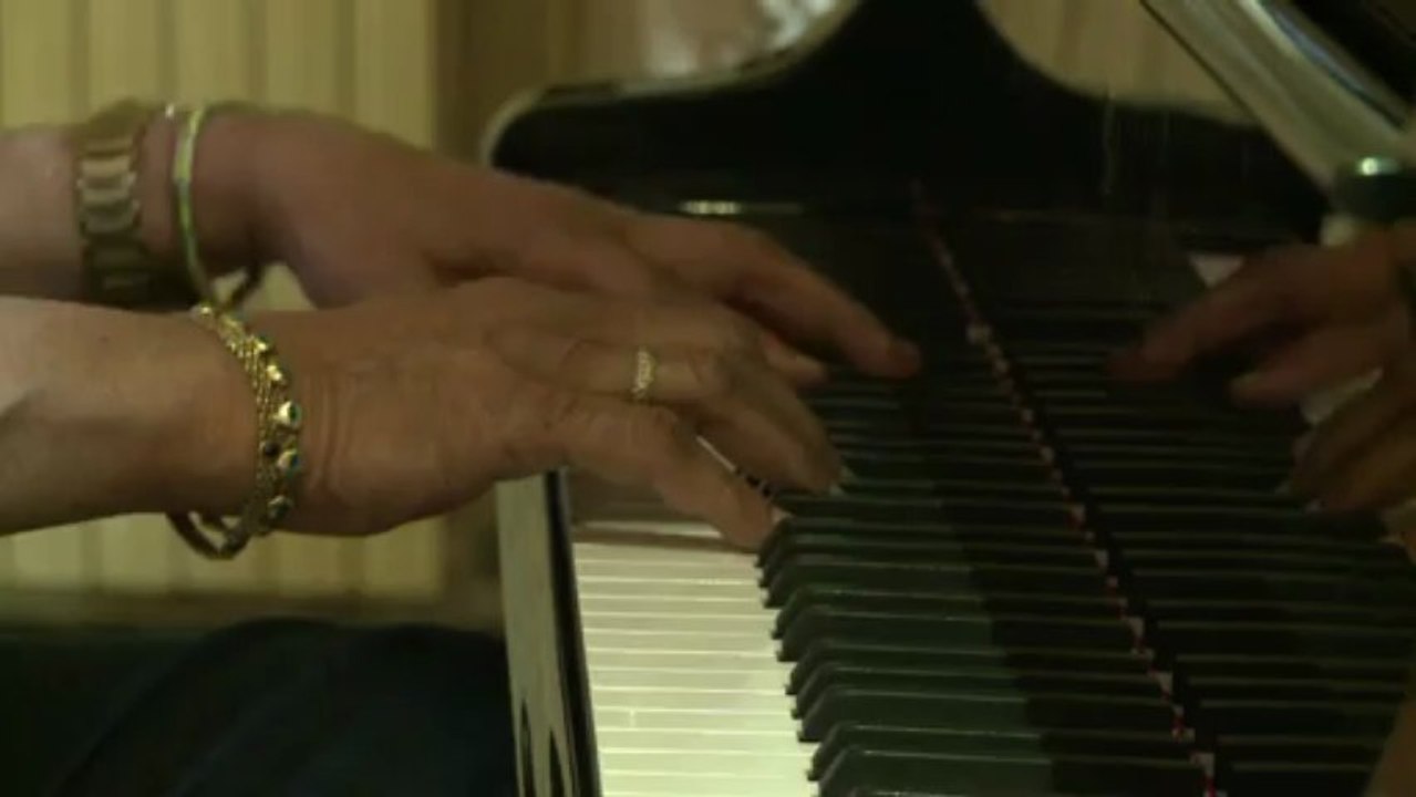 Bebo Valdes, a 'model father and great maestro': son