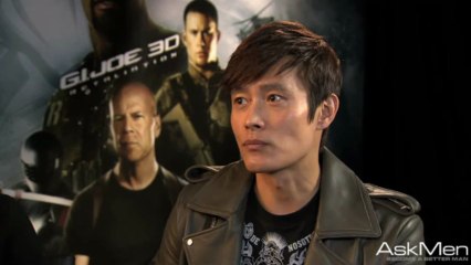 AM Plays G.I. Joes With Storm Shadow