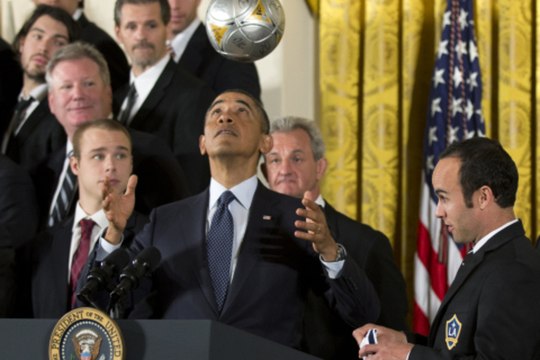 Insolite : le jeu de tête de Barack Obama !