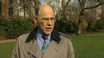 NHS 111 service 'puts patients at risk'