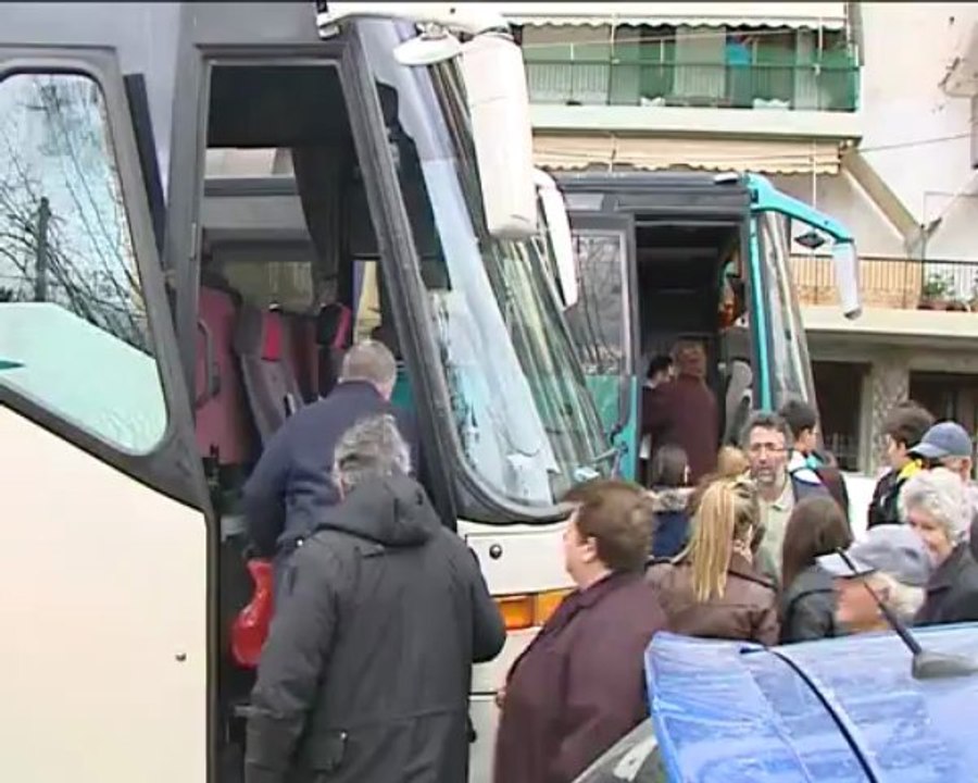 Ποιος θα δώσει λύση για την στάση στην οδό Στου...