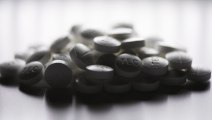 Feds take aim at prescription drug abuse