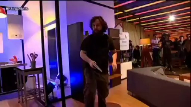 TV3 - Etiquetats - Els presentadors no superen el primer repte dels Love of Lesbian