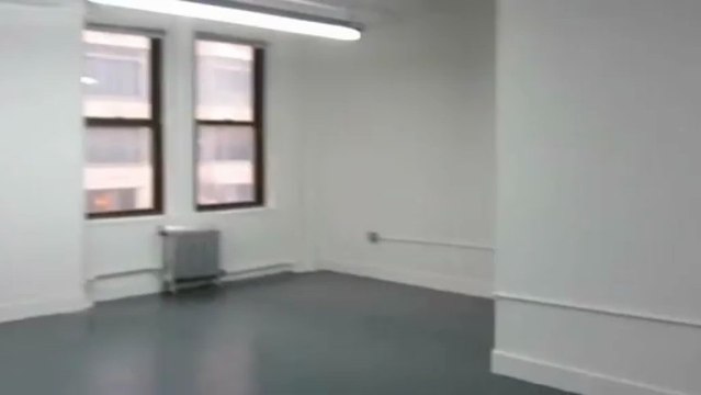 38TH & EIGHTH AVE 2,200 SF