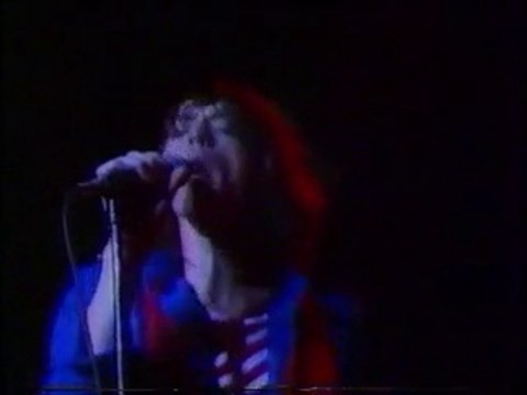 02 ROLLING STONES live 06.06.1976 happy / trumbling dice / nothing for nothing / outta space / midnight rambler / it's only rock'n'roll / brown sugar / jumping jack flash / street fighting man / outro PAVILLON de PARIS (les abattoirs) FRANCE