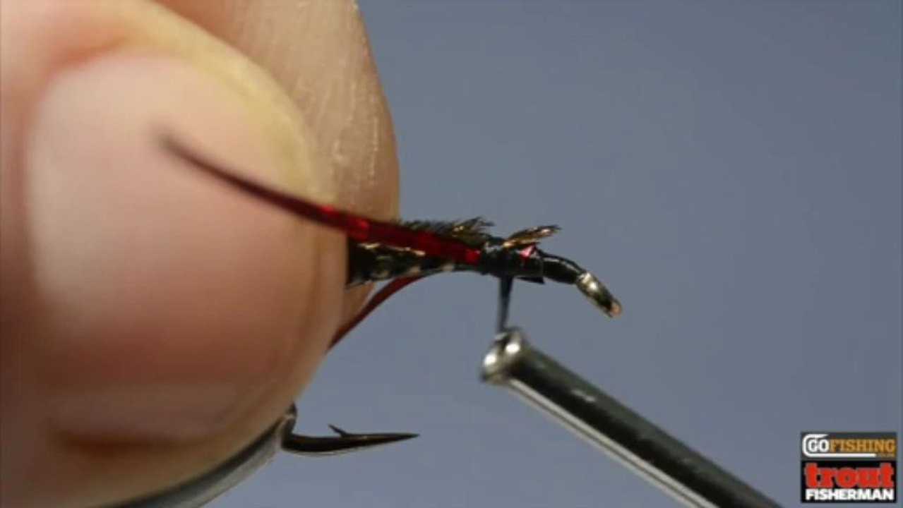 Peter Gathercole ties a Black Quill Buzzer