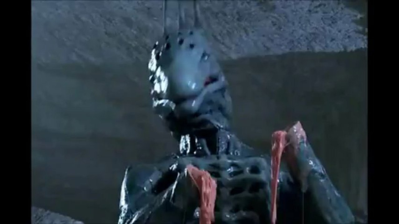 Ang Alien na Maniac - Alien VS. Ninja (Movie)