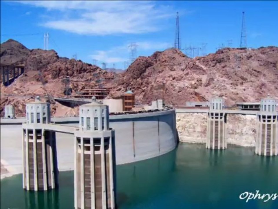 The  Hoover  Dam , Nevada .