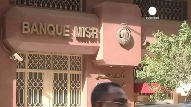 Egypt faces crisis with a devalued currency