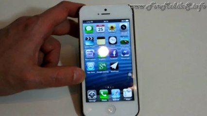 Focus sulla foto-videocamera del clone dell'iPhone 5